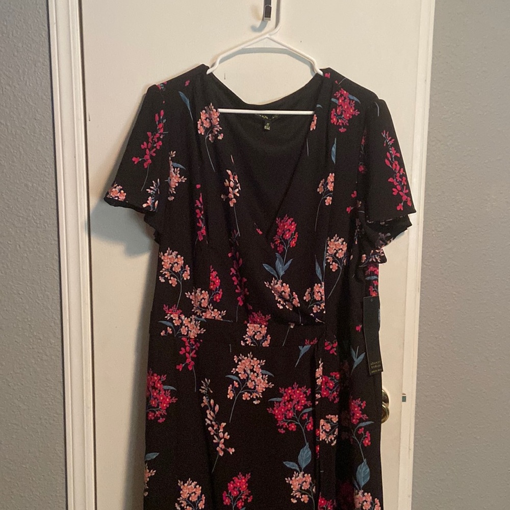 3X Always Indigo brand mock wrap dress, navy with pink floral print & waist belt